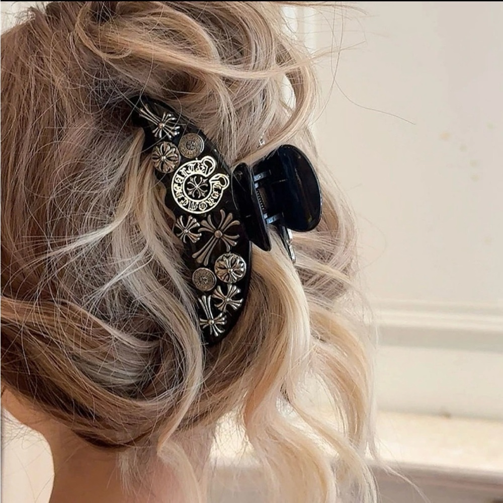 Black Punk Claw Hair Clip
